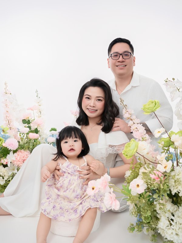 Luxury first birthday family photography DMV