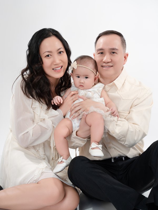 Toddler family portrait Fairfax VA