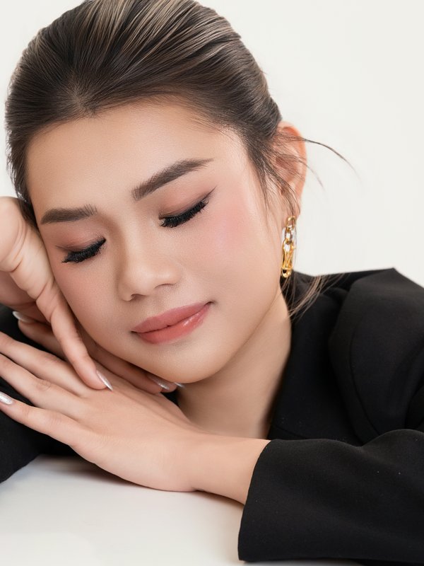 Vietnamese portrait photographer DMV
